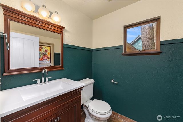 16611 SW Maplewild Avenue, Burien, WA 98166