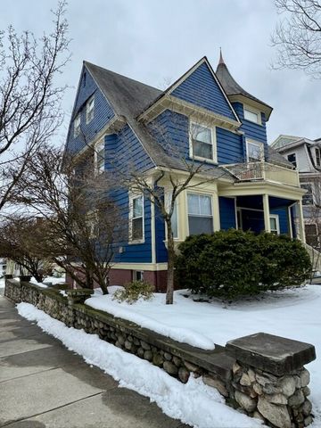 182 Adelaide Avenue 2, Providence, RI 02907
