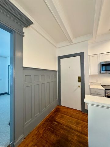 182 Adelaide Avenue 2, Providence, RI 02907