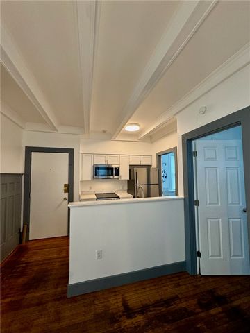 182 Adelaide Avenue 2, Providence, RI 02907