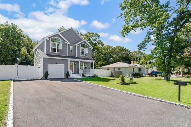 44 James Street, Patchogue, NY 11772