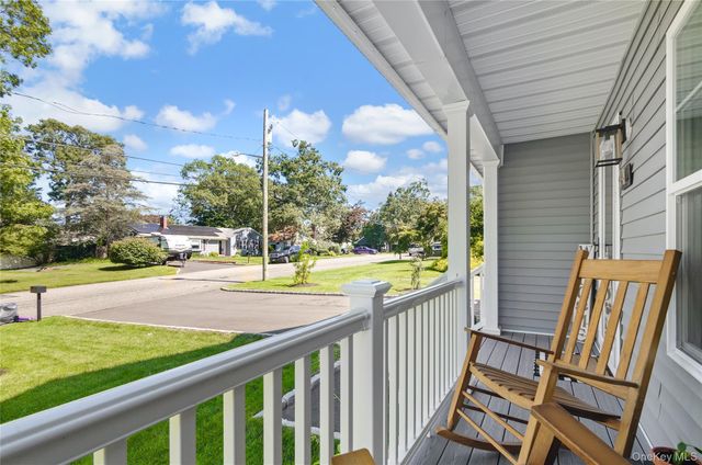 44 James Street, Patchogue, NY 11772