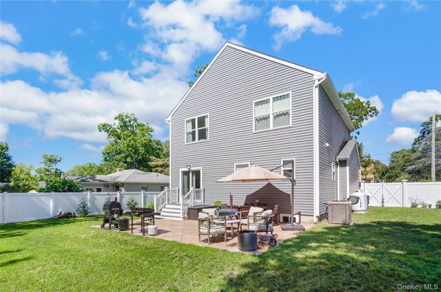 44 James Street, Patchogue, NY 11772