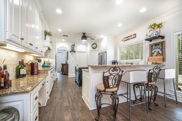 3106 Pinnacle, Longview, TX 75605