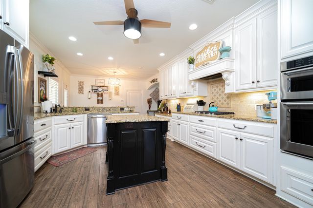 3106 Pinnacle, Longview, TX 75605