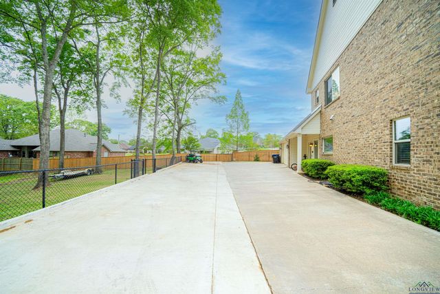 3106 Pinnacle, Longview, TX 75605