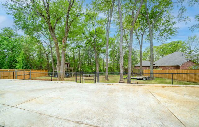 3106 Pinnacle, Longview, TX 75605