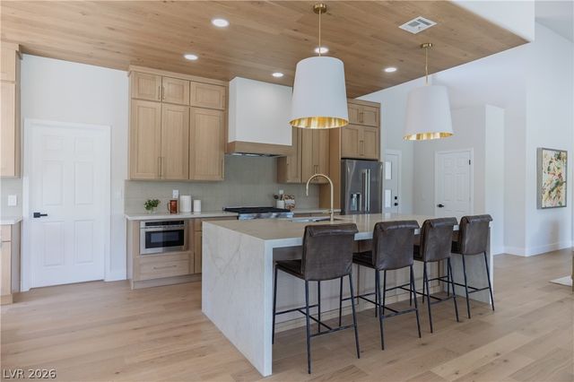 2548 Golfside Drive, Las Vegas, NV 89134