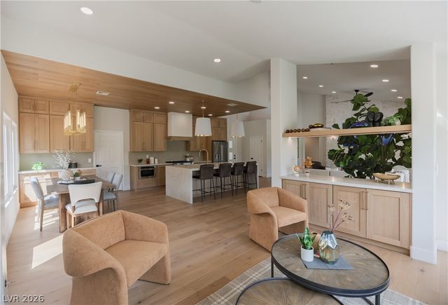 2548 Golfside Drive, Las Vegas, NV 89134