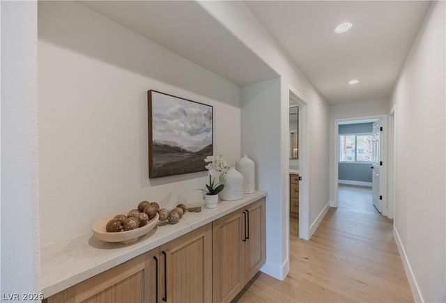 2548 Golfside Drive, Las Vegas, NV 89134