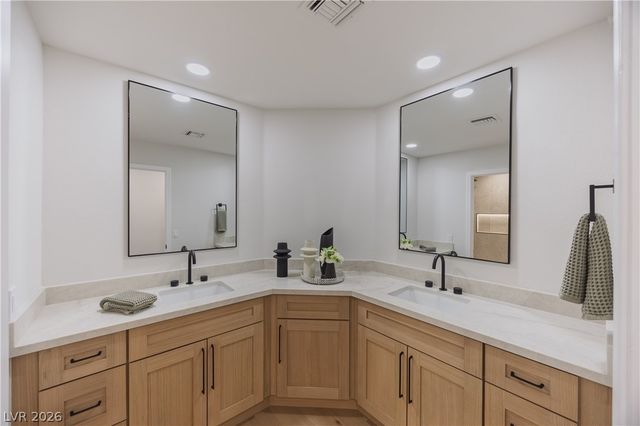 2548 Golfside Drive, Las Vegas, NV 89134