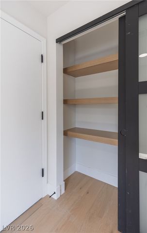 2548 Golfside Drive, Las Vegas, NV 89134