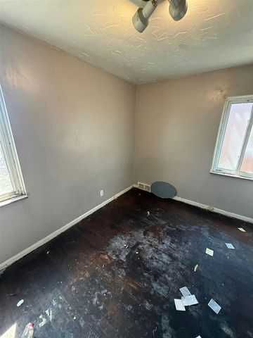 15018 Eastburn Street, Detroit, MI 48205