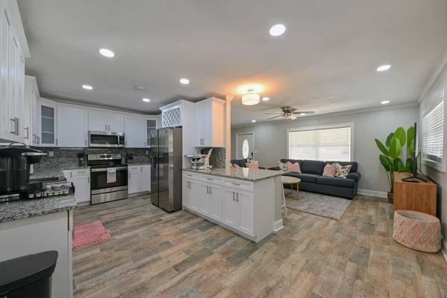 4803 WISHART BOULEVARD, Tampa, FL 33603