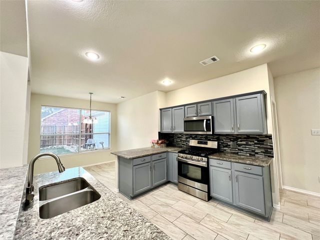 3301 Bluegrass Drive, Plano, TX 75074