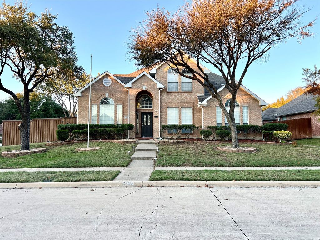 3301 Bluegrass Drive, Plano, TX 75074
