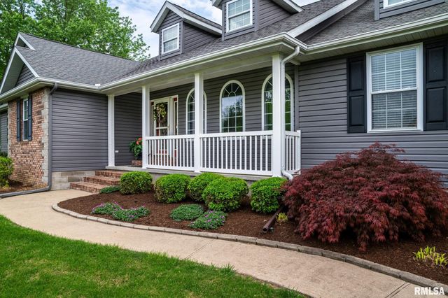 301 ARBOR Drive, Carterville, IL 62918