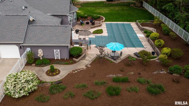 301 ARBOR Drive, Carterville, IL 62918
