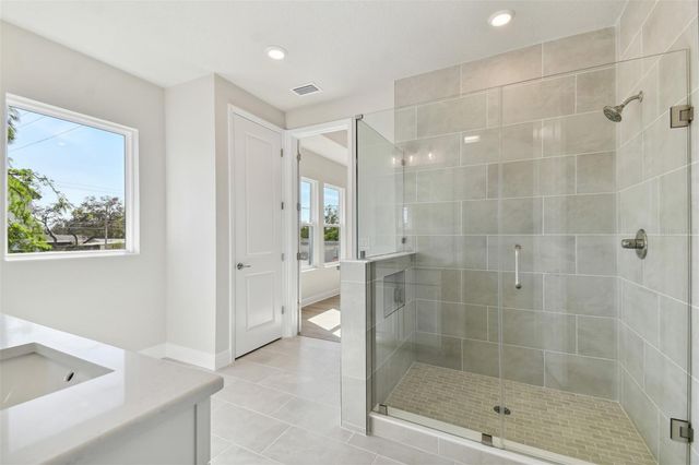 3502 W ROGERS AVENUE, Tampa, FL 33611