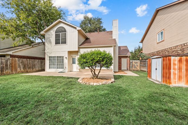 4704 Waterway Drive N, Fort Worth, TX 76137