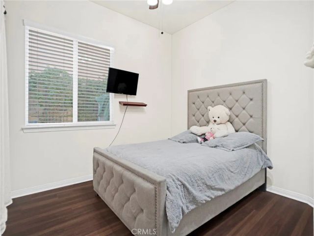 21103 Cross Creek Drive, Saugus, CA 91350