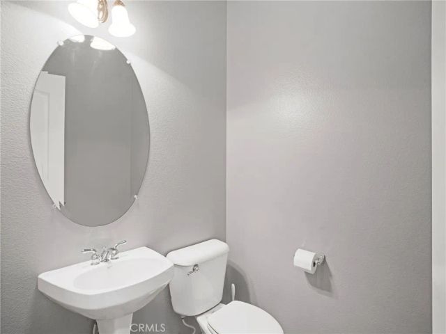 21103 Cross Creek Drive, Saugus, CA 91350