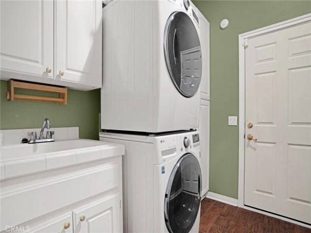 21103 Cross Creek Drive, Saugus, CA 91350