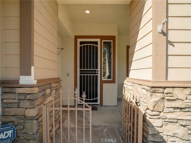 21103 Cross Creek Drive, Saugus, CA 91350