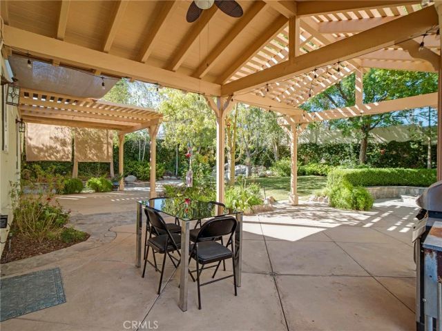 21103 Cross Creek Drive, Saugus, CA 91350