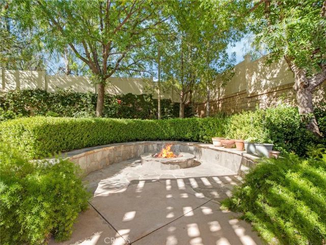 21103 Cross Creek Drive, Saugus, CA 91350