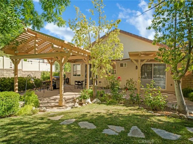 21103 Cross Creek Drive, Saugus, CA 91350