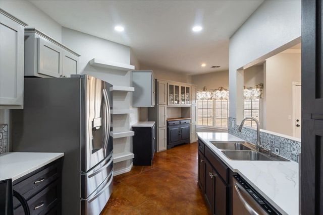 317 SW Coral St., Lawton, OK 73505