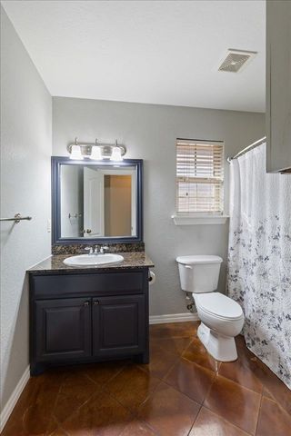 317 SW Coral St., Lawton, OK 73505