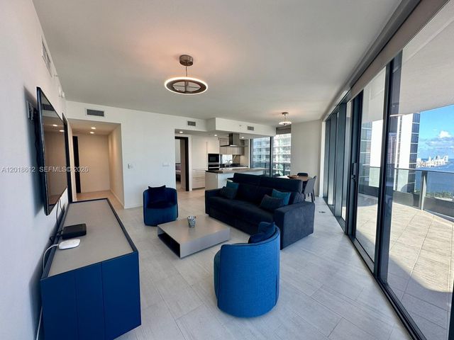 1000 Brickell Plz 4001, Miami, FL 33131