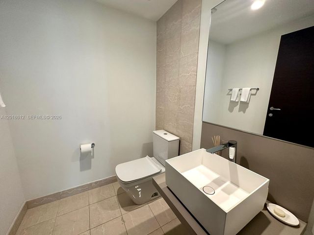 1000 Brickell Plz 4001, Miami, FL 33131