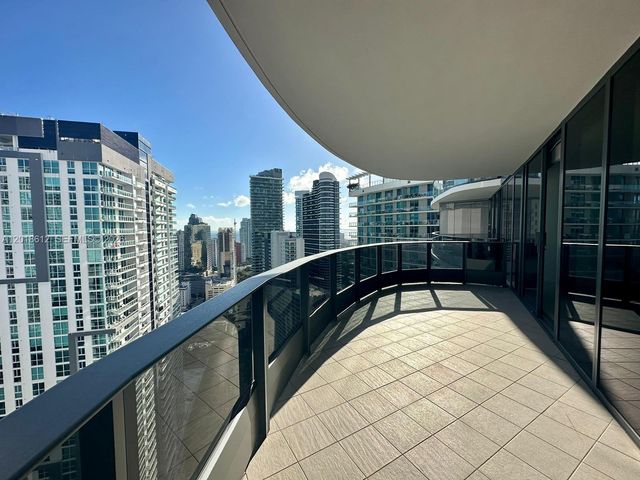 1000 Brickell Plz 4001, Miami, FL 33131
