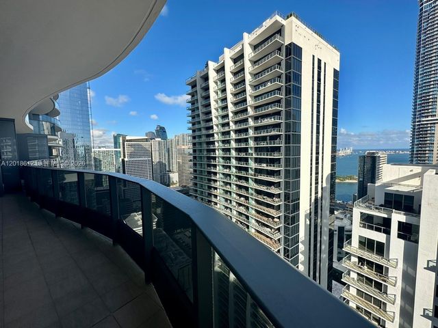 1000 Brickell Plz 4001, Miami, FL 33131