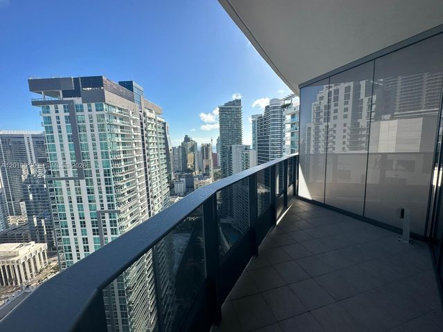 1000 Brickell Plz 4001, Miami, FL 33131