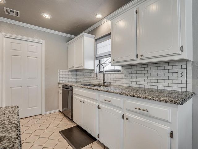 2100 Vanishing Trail, Edmond, OK 73013