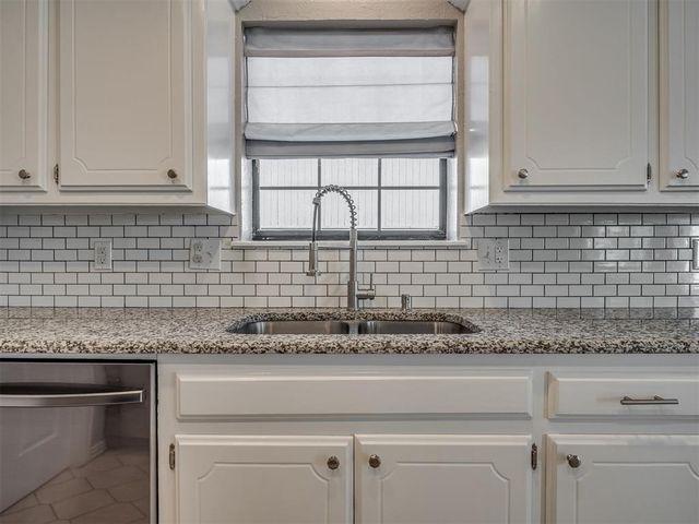 2100 Vanishing Trail, Edmond, OK 73013