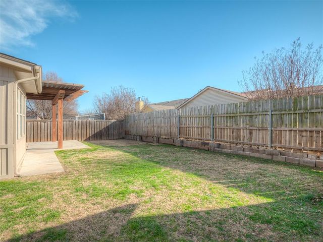 2100 Vanishing Trail, Edmond, OK 73013