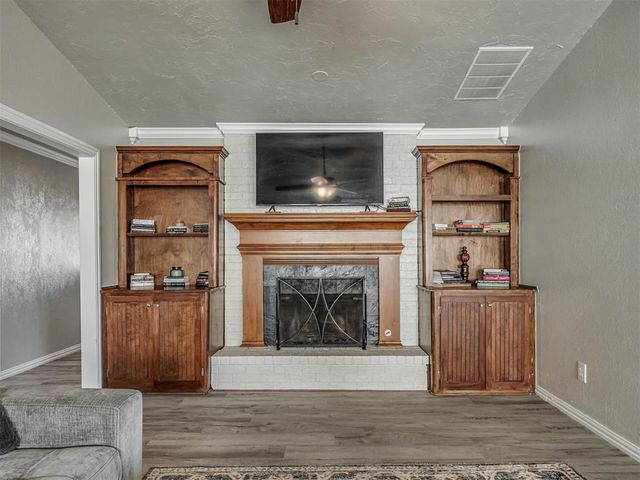 2100 Vanishing Trail, Edmond, OK 73013