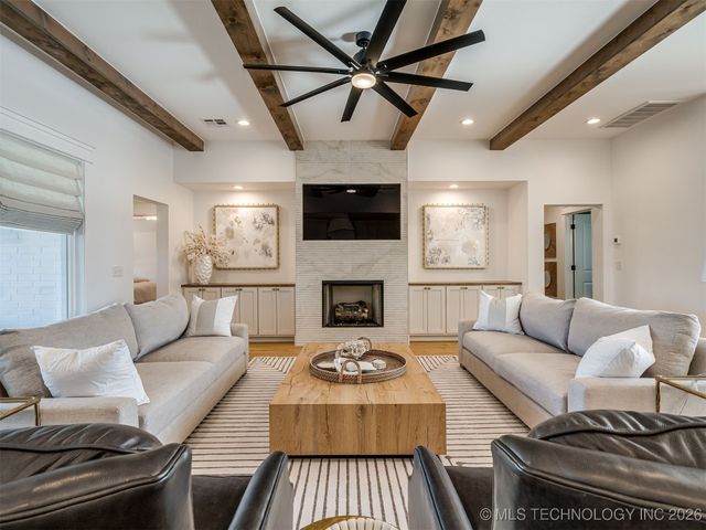 6717 E 128th Street S, Bixby, OK 74008