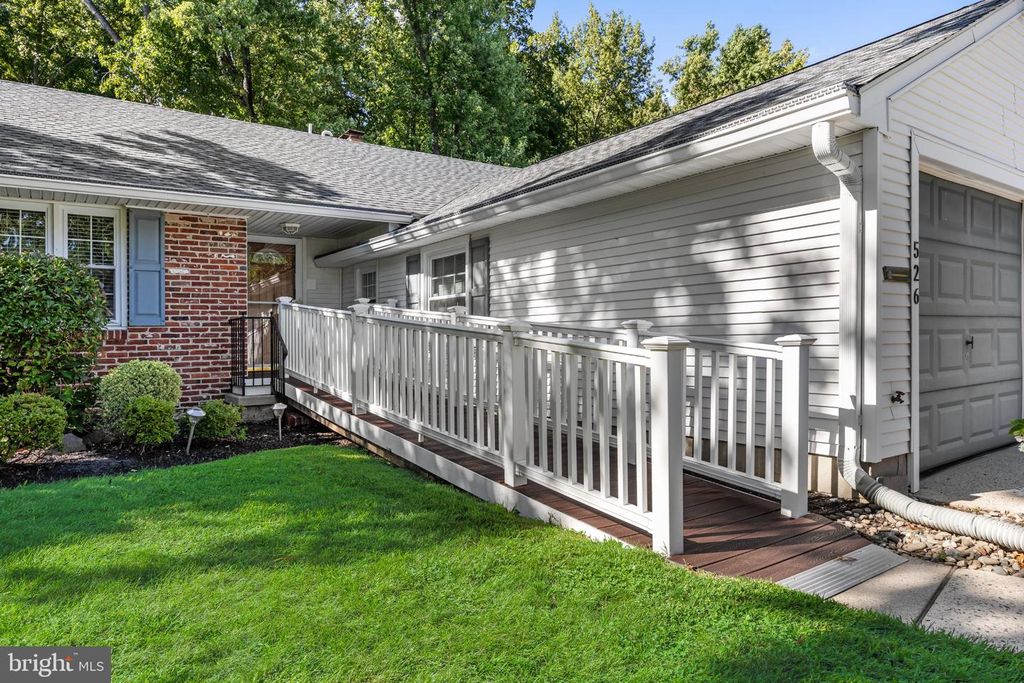 526 TARRINGTON RD, CHERRY HILL, NJ 08034 — photo 3