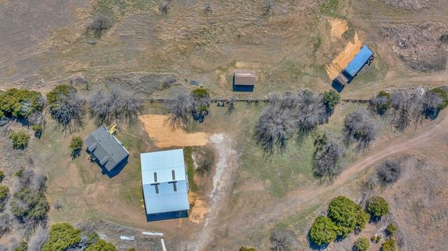 557 County Road 2560, Walnut Springs, TX 76690