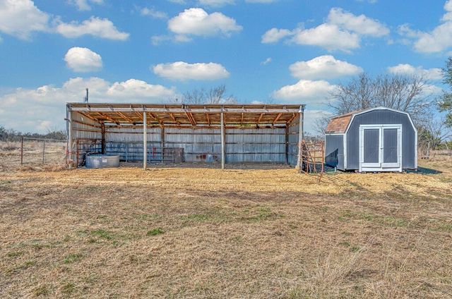 557 County Road 2560, Walnut Springs, TX 76690