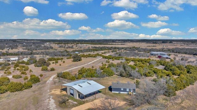 557 County Road 2560, Walnut Springs, TX 76690