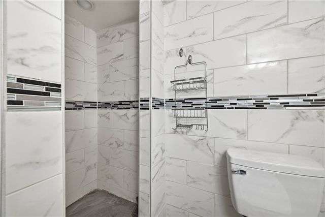 7017 Blackhawk Street, Swissvale, PA 15218