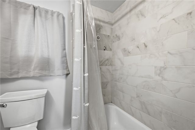 7017 Blackhawk Street, Swissvale, PA 15218