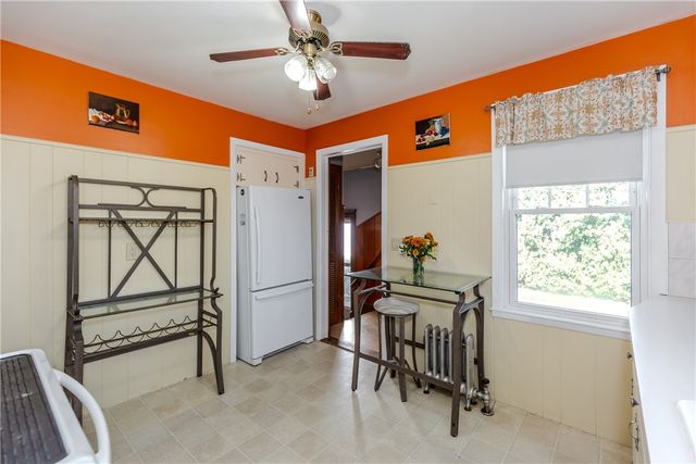 9 Chestnut Avenue, Cranston, RI 02910